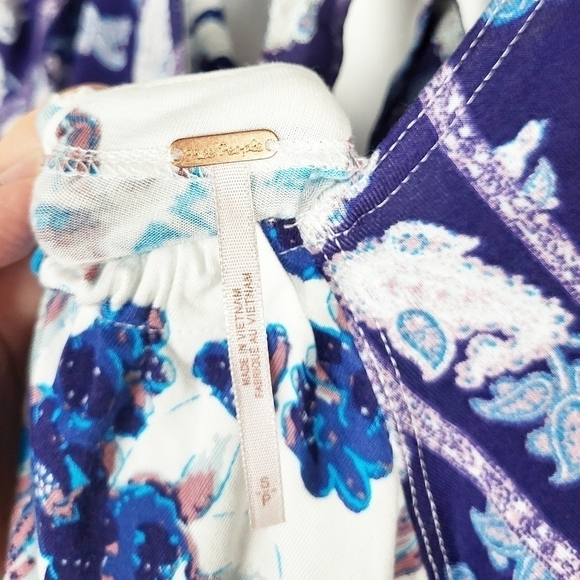 FREE PEOPLE Blue Floral Boho Baja Babe Open Tie Back Cold Shoulder NWT - Picture 4 of 6